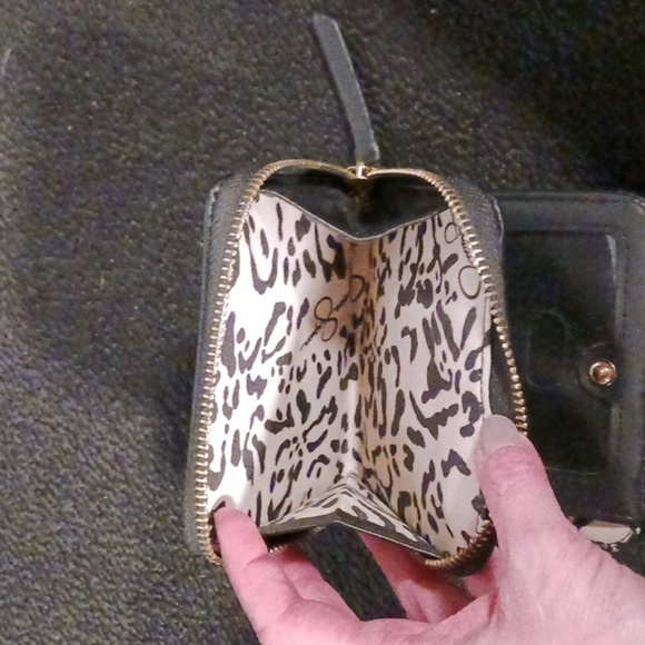 Jessica Simpson wallet - Picture 6 of 6